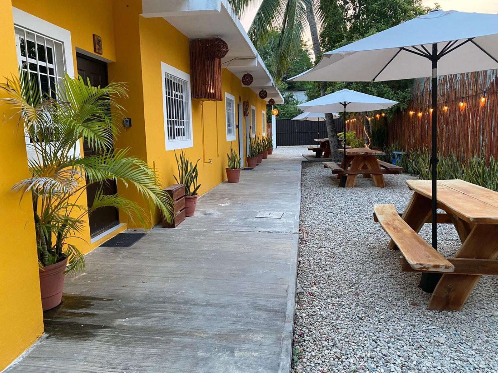 Hotel Apartaments Solecito Bacalar - Free Bikes & Paddle Экстерьер фото